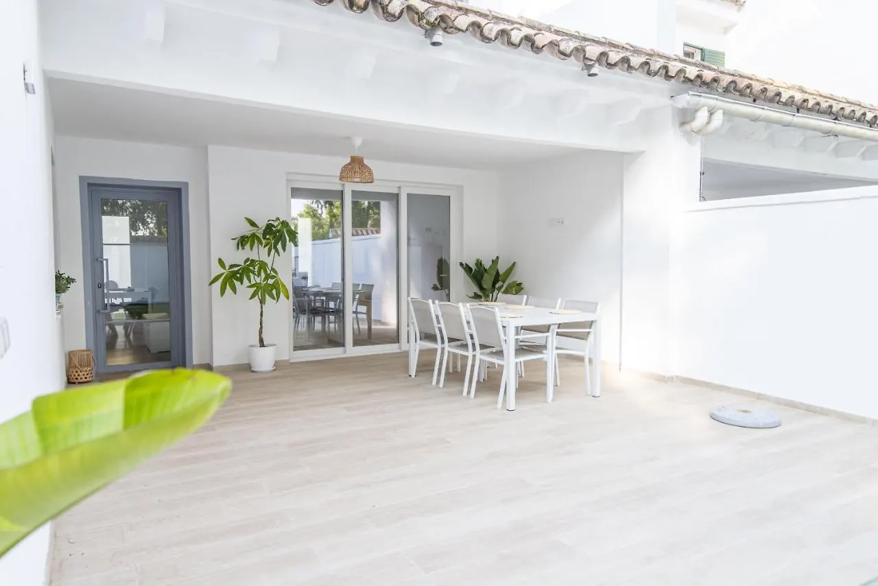 Apartamento Casa con jardín privado a 300 metros de la playa, piscina El Puerto de Santa María