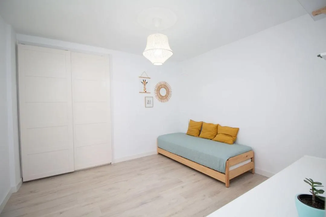 Apartamento Casa con jardín privado a 300 metros de la playa, piscina El Puerto de Santa María 0*,  España