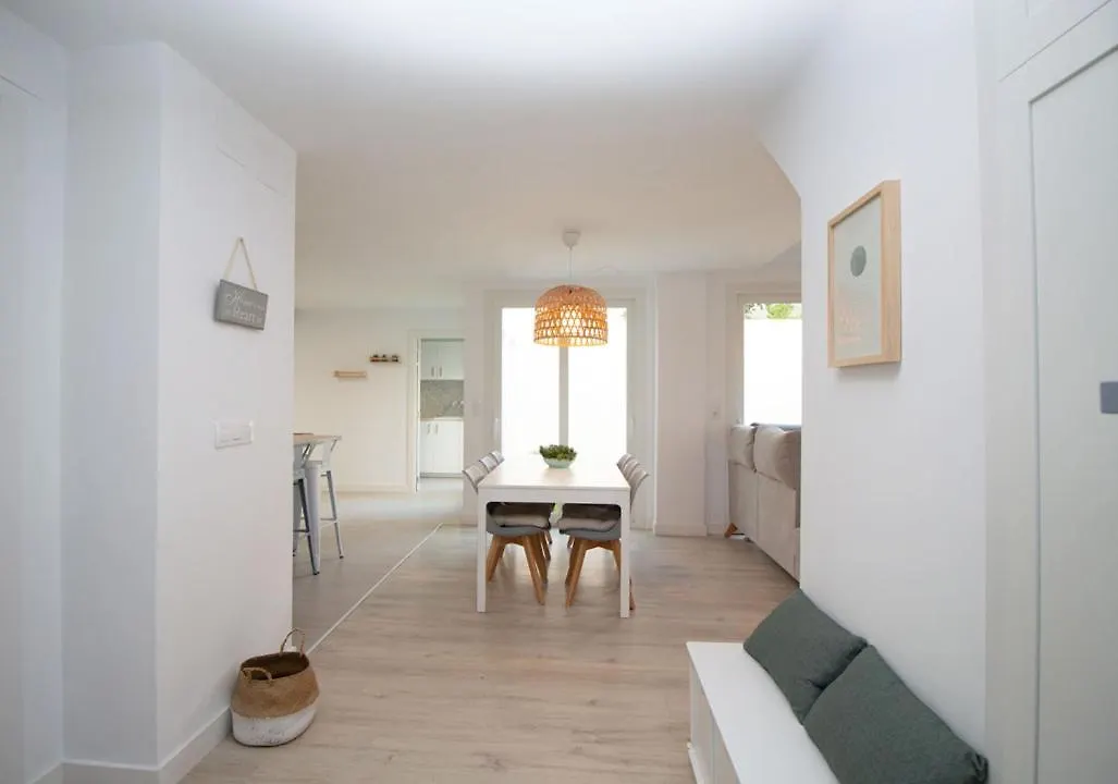 Apartamento Casa con jardín privado a 300 metros de la playa, piscina El Puerto de Santa María España